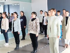 【刘敏模特&企业培训】燕喜堂形象代言人赛前培